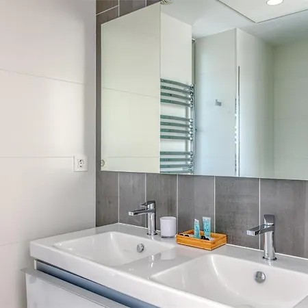 Ferienhaus Paradis 18 *