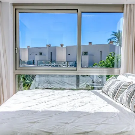 Semesterbostad Paradis 18 *